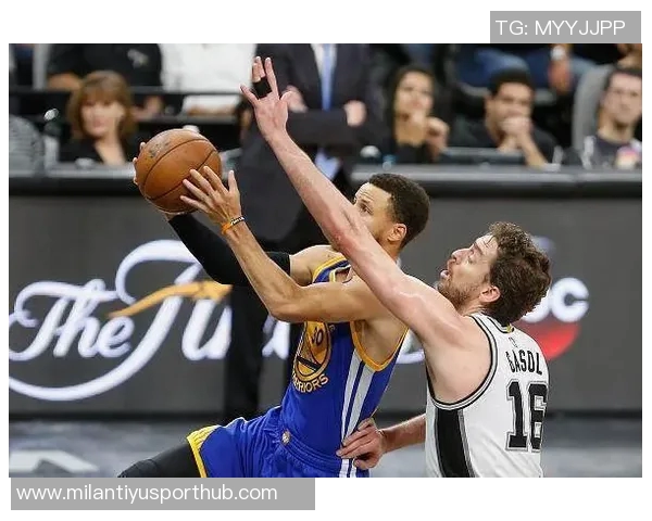 马刺篮下压力不足引发一系列战术问题分析与探讨